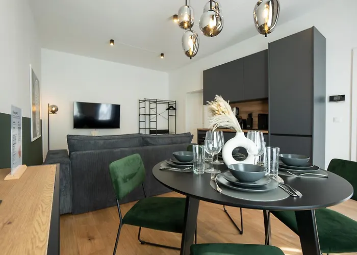 Apartment Pet-friendly Flat Near Belvedere